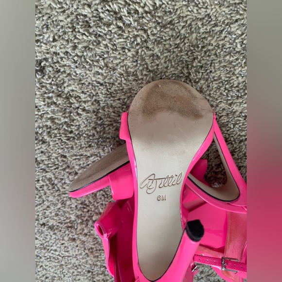 Aminah Abdul Jillil bow heels size 6 - Picture 6 of 6